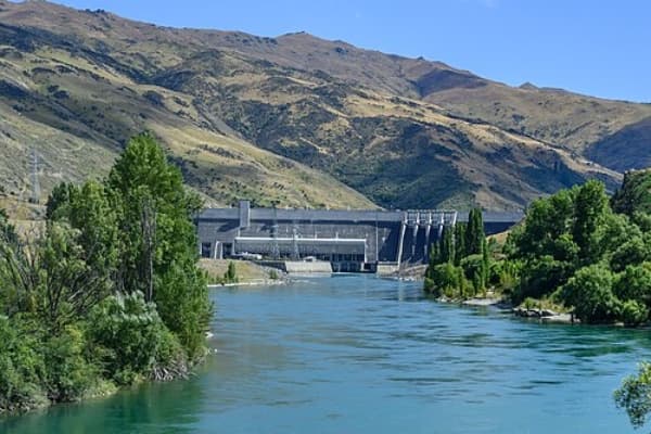 Clyde Dam with surrounding landscape